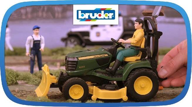 BRUDER Spielwaren – Un grand reproduit en miniature