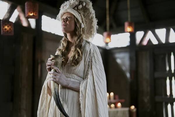 Vikingové: Valhalla - Kousky bohů - Z filmu - Frida Gustavsson