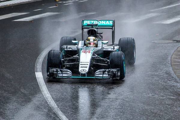 Rain tyre
