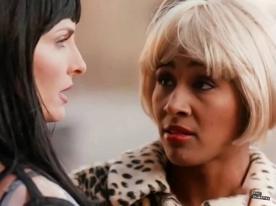 Joan Serverance in Black Scorpion (1995)