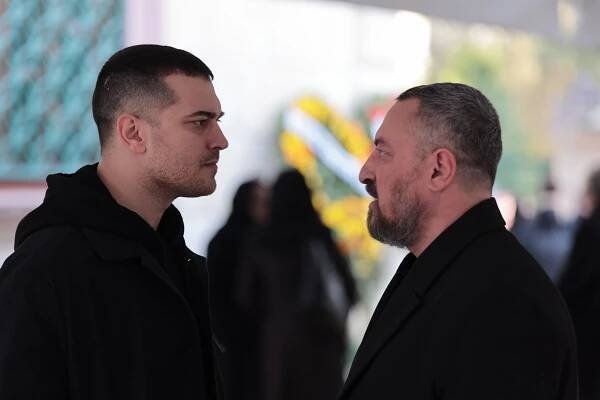 Gaddar - Episode 8 - Z filmu - Çağatay Ulusoy, Onur Saylak