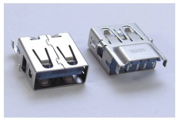 konektor USB 3 A female typ 9 - pro DELL Inspiron 14 15, HP Pavilion 11-E 15-N 17-F Series