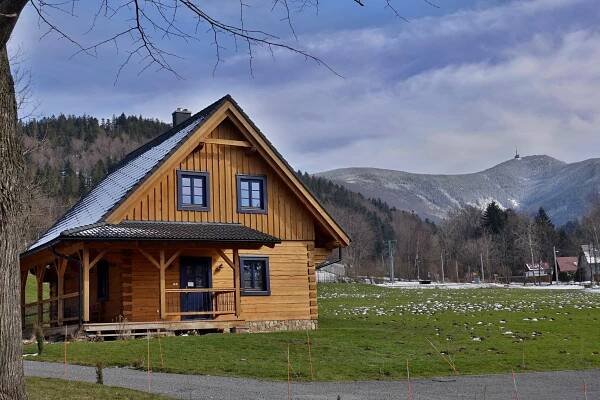 Build Your Dream Log Cabin: Key Tips and Inspiration