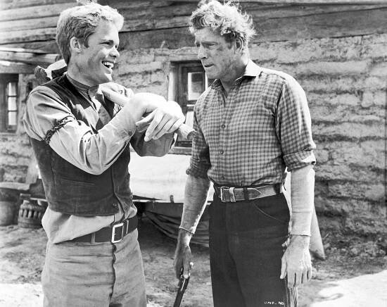 Nezničitelní - Z filmu - Doug McClure, Burt Lancaster