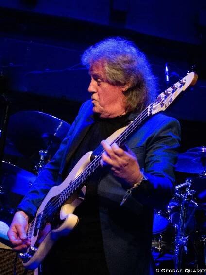 JCM ( Mark Clarke, Clem Clempson, Ralph Salmins) & Chris Farlowe