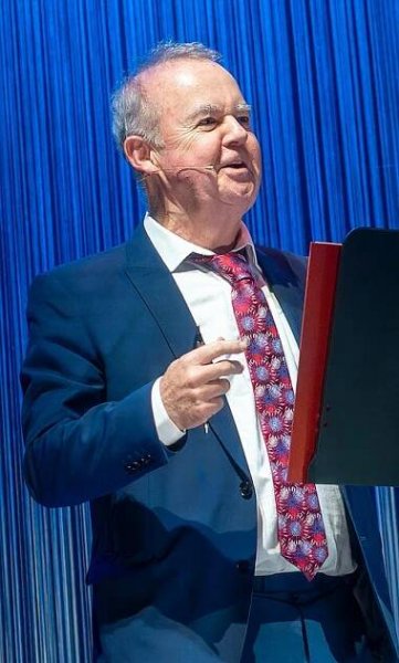 Ian Hislop - Wikipedia