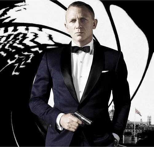 James-Bond-007_Skyfall-movie_2012_Daniel-Craig_coca-cola_limited-edition_Cola-Zero.com