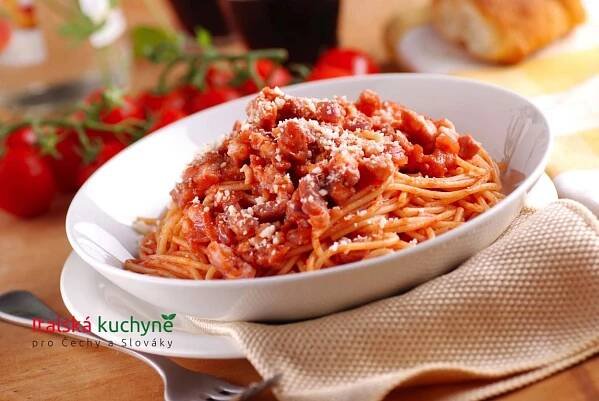 Špagety all'amatriciana - Italská kuchyně