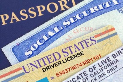 osobní doklady - cestovní pas průkaz totožnosti - stock snímky, obrázky a fotky