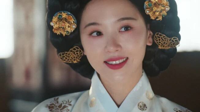 Bon Appetit Your Majesty Episode 5 Review: Secrets and Schemes