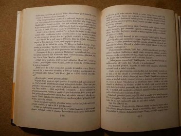 Mezi orlem a hadem (edice KOD, svazek 181) - Knihy a časopisy