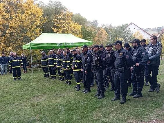 Námětové cvičení hasičů v Krakovci - Oficiální stránky obce Malinová
