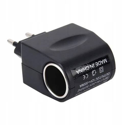 ADAPTÉR 220/12V ZAPALOVAČ EAN (GTIN) 5907621810023