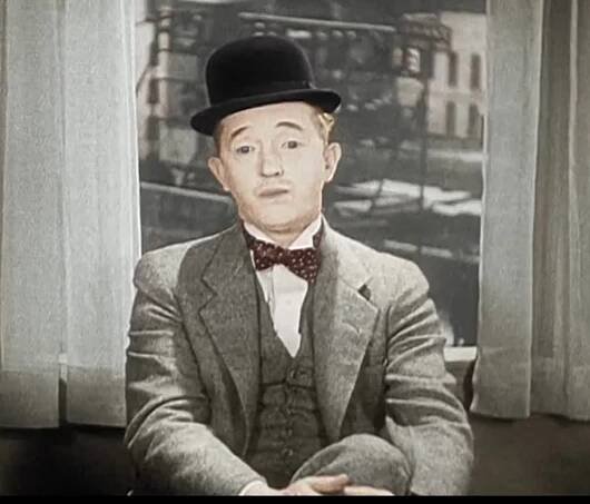 Stan Laurel plays the fool
