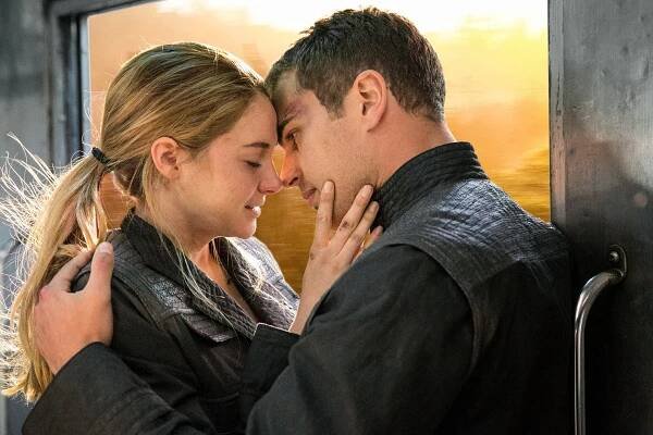 20140513-divergent