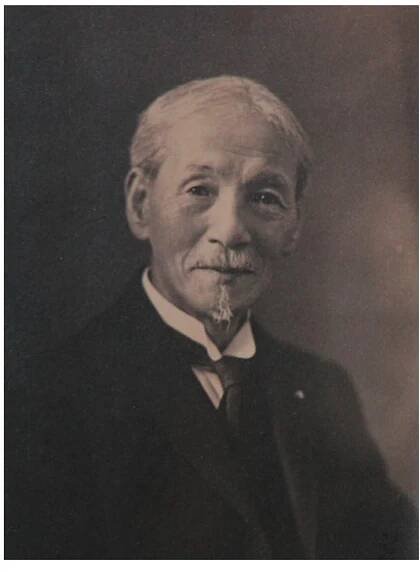 The above paragraphs described only part of many early Japanese contributions to applied chemistry broadly construed. That being said, Japanese chemistry is not all about applied chemistry, and there were also important developments in pure chemistry, or the ideal of chemical research for its own sake, in Japan.  Together with Divers, Sakurai Joji #  ge.  (1858-1939) was responsible for nurturing the idea of pure chemistry in Japan as one of the founding professors of the Department of Chemistry at the College of Science, Tokyo  Imperial University.  (1824-1904) at University College London (UCL), it is natural that Sakurai chose to do overseas study at UCL with Williamson. This choice had a tremendous impact on Sakurai’s character formation as a scholar. First, under the influence of Williamson, Sakurai came to believe that pure science should be at the core of university curricula. According to Williamson, education in pure science would discipline students’ minds and hands through the sys- tematic learning of theoretical principles and by laboratory training. He further argued that these trainings in pure science would provide a sound basis for subsequent employment in a wide variety of science-related fields such as pharmacy, medicine, agriculture, metallurgy, manufacturing and teaching.*? It is important to note that Williamson and Sakurai’s idea of “pure” science was not detached from the concern of their colleagues in “practical” chemistry outlined in the previous section. It was more about the role of university educa- tion and what should be taught there.   Courtesy of the Ishikawa Prefectural Museum of History 