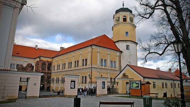 Vlašimský zámek.