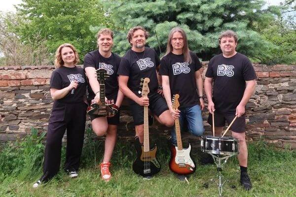 Kapely Béčoband a Bonesaver foto 5