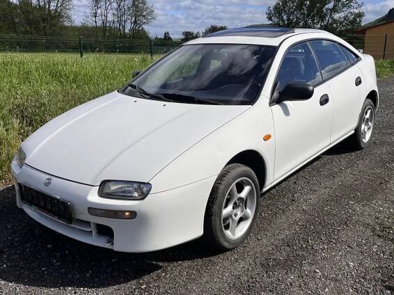 MAZDA 323F 1.5i 65KW, 1995, 120TKM, 2.MAJ, ŠÍBR, EL.VÝBAVA, PĚKNÁ – Autobazar AUTO-GALERIE Most