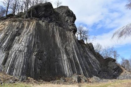 FOTO: Obří kamenné varhany na Zlatém vrchu na Českokamenicku lákají i filmaře