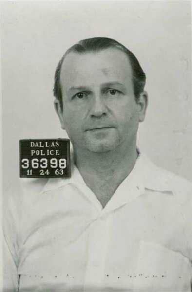 Zabil jsi mého prezidenta! Jack Ruby, jenž zastřelil vraha Kennedyho, je záhadou