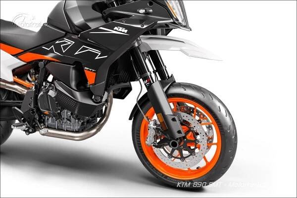 KTM 890 SMT: Sportovní cesťák, nebo cestovní sporťák? | Motorkáři.cz