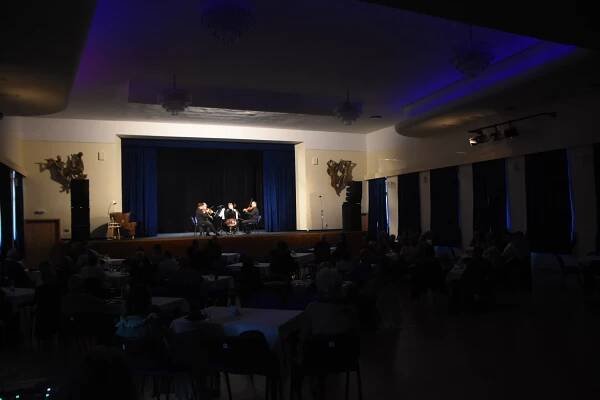 OSLAVY 650 LET (+2) – POVÝŠENÍ KRASLIC NA MĚSTO – Městské kulturní centrum Kraslice