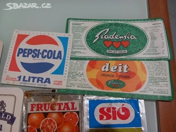 Retro pivní podtácky a retro obaly od potravin