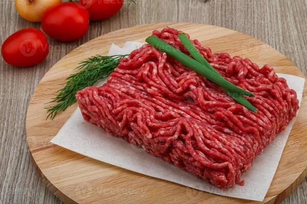 Raw minced meat 7843304 Stock Photo at Vecteezy