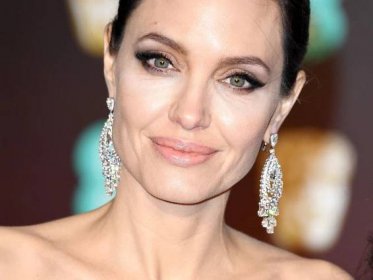 Angelina Jolie leaves fans doing a double take as she unveils bold hair transformation