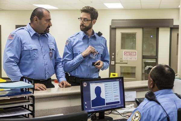 Nick Gracer, Rob Kerkovich - Námořní vyšetřovací služba: New Orleans - Plán útěku - Z filmu