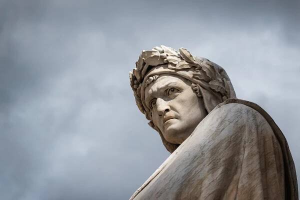 13-enigmatic-facts-about-the-dante-alighieri-statue