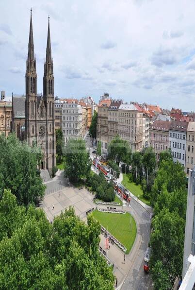 Pronájem kanceláří Valdek v Praze | CBRE