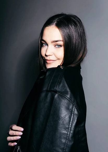 Kristín Pétursdóttir - Móðurskipið