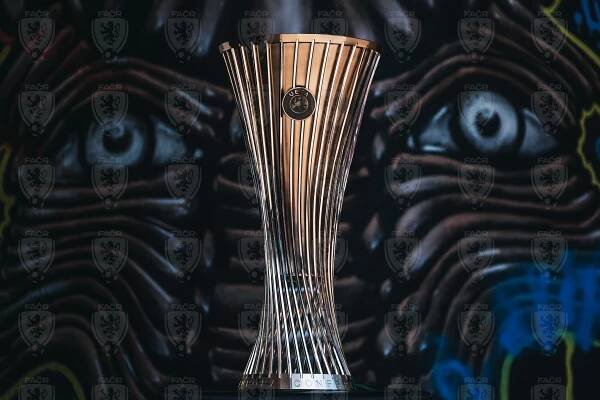 Finále Evropské konferenční ligy UEFA v Praze | FOTBAL.CZ