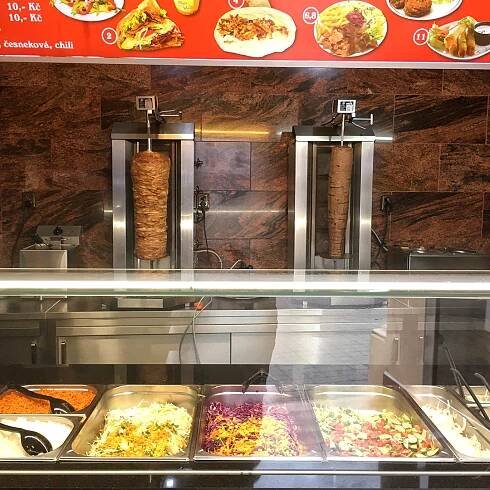 Škoda, že maso bylo z hrnce - Kurdský Kebab Brno