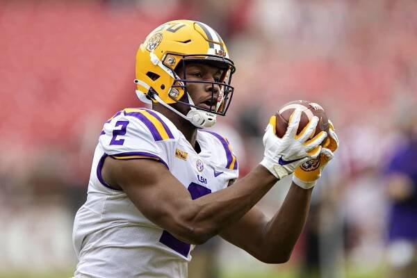 LSU v Arkansas