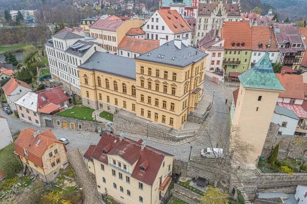 Kulturní dům Dvorana, Loket - Místo pro vaše kulturní zážitky