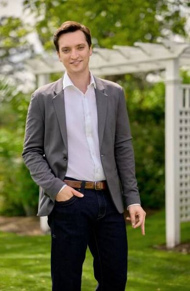 Richard Harmon - Actor