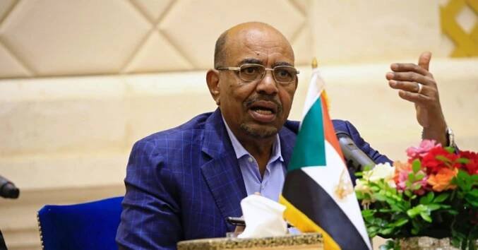 Sudanese president replaces security and intelligence chief