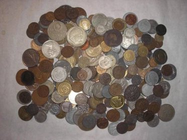 1 Kg staré mince - cca 270 ks.