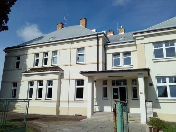 sokolovna Dobrovice