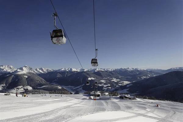 Zájezd - Dolomiti Superski - Valle Isarco Plose - Natz - Val di Isarco Kronplatz NEJLEVNĚJŠÍ lyžařské busové zájezdy - penzion