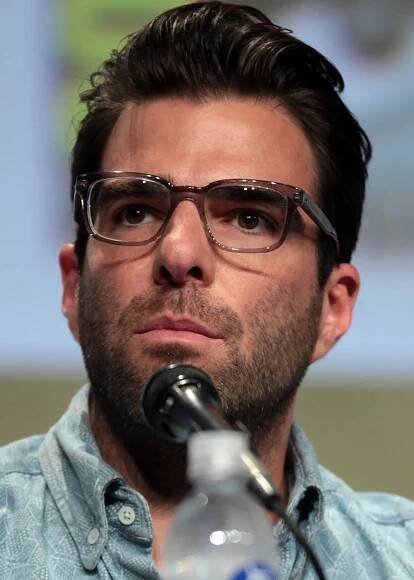 Soubor:Zachary Quinto SDCC 2014.jpg