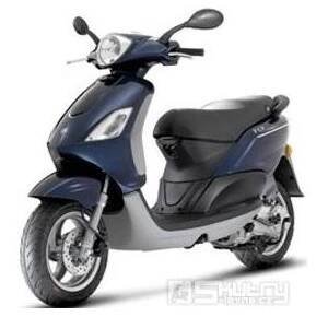 Piaggio Fly 125 | Skutry.cz