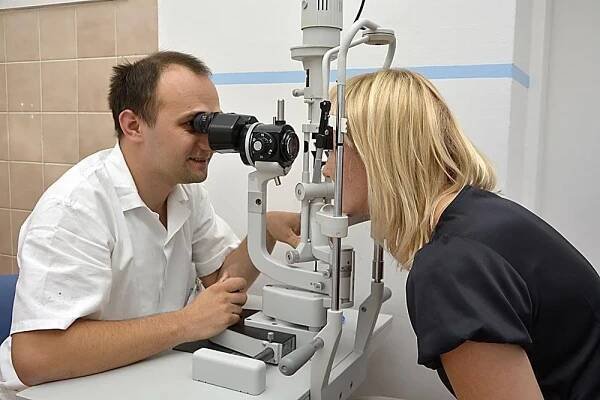 Záloha na laserovou operaci oka na klinice Ziris