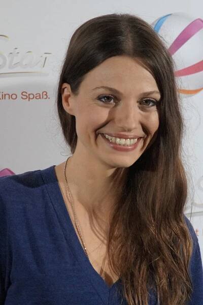 Julia Hartmann (Schauspielerin)