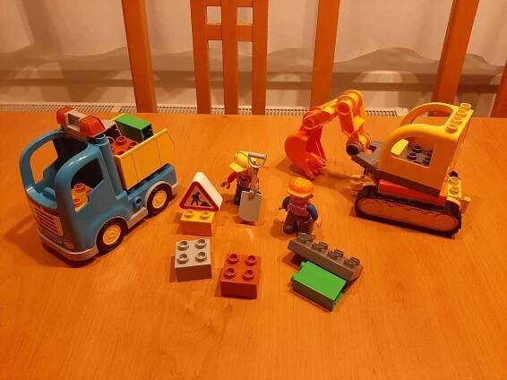 LEGO Duplo 10812 Pásový bagr a náklaďák
