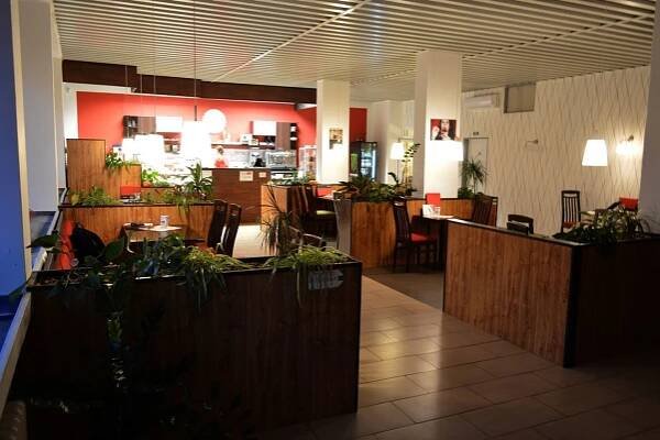 Cukrárna a Kavárna Na Míráku Mladá Boleslav | Apetee