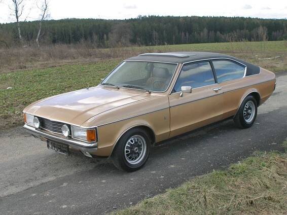 Řídili jsme Ford Granada 1.7 Coupé. Jezdí jako výrazně mladší auto